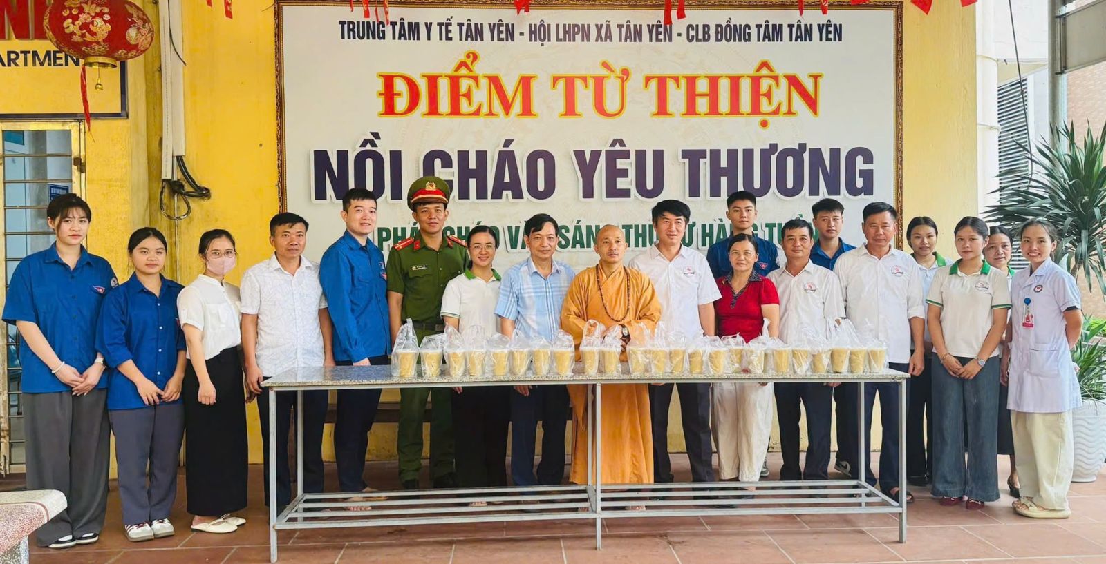 250 SUẤT CHÁO ẤM – GỬI TRAO YÊU THƯƠNG ĐẾN NGƯỜI BỆNH