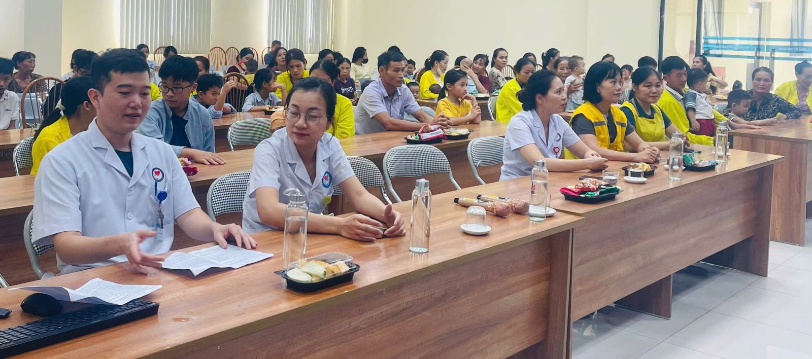 TRUNG THU ẤM ÁP – TRAO GỬI YÊU THƯƠNG